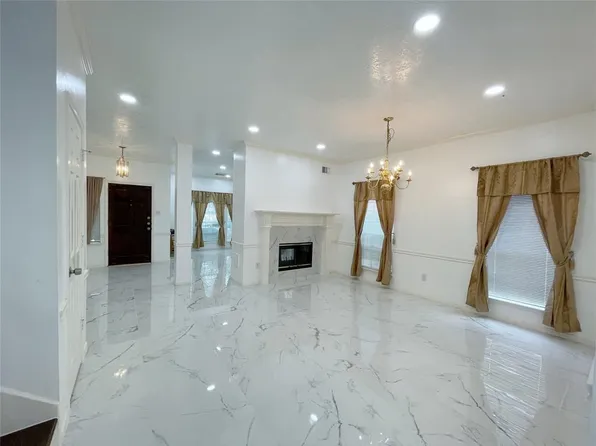 3138 Waters View Dr, Sugar Land, TX 77478