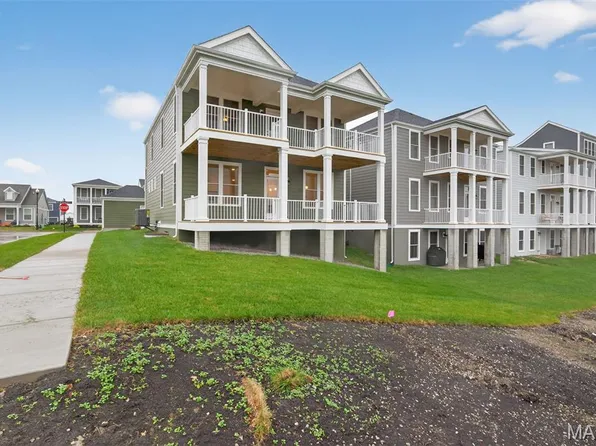 3039 Pirogue St, Saint Charles, MO 63301