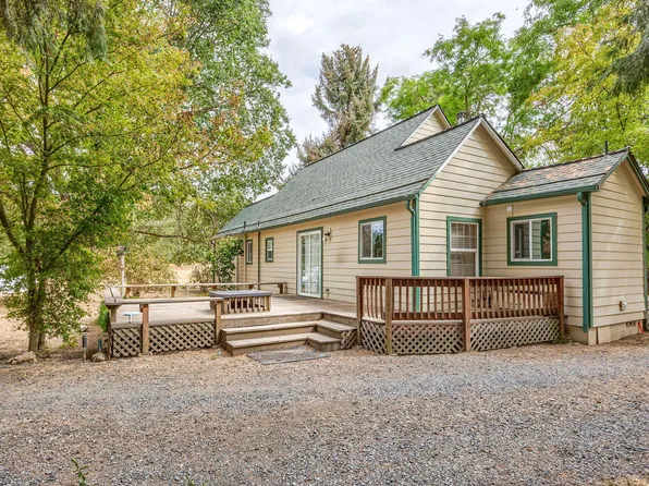 3311 Rogue River Hwy, Gold Hill, OR 97525