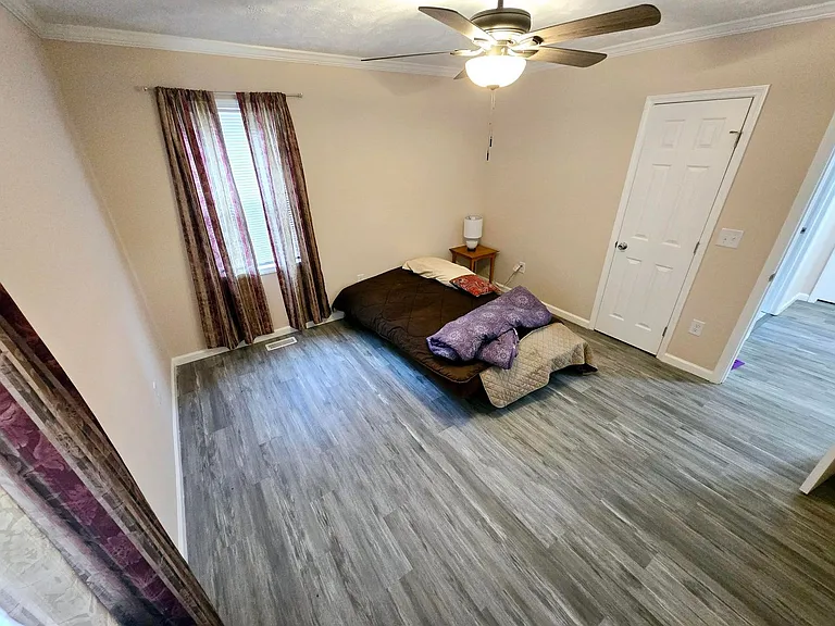 220 Teague Trl — Photo 21