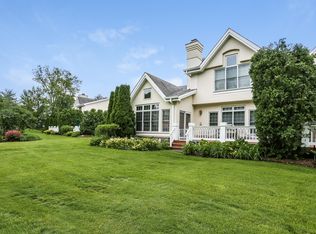 5 Doral Greens Dr W, Rye Brook, NY 10573