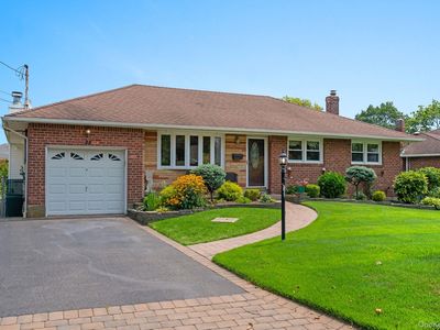 35 Carrington Drive, East Northport, NY, 11731