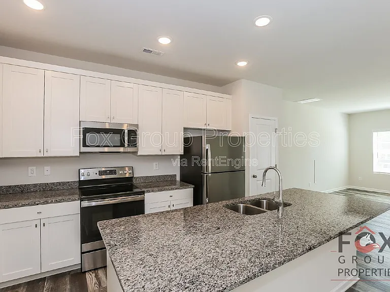 104 Dogwood Village Trl #C — Photo 10