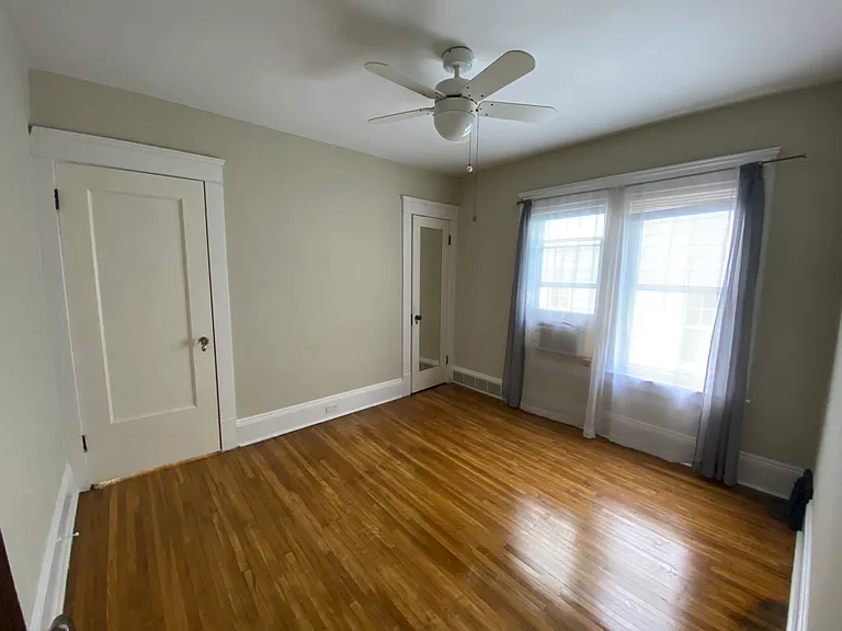1351 Summit Ave #UPPER — Photo 12