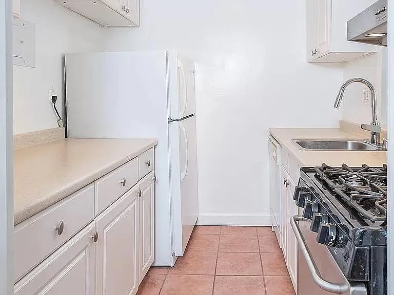 1021 Arlington Blvd #728 — Photo 7