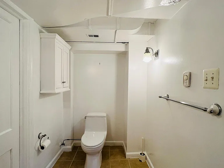 2220 Primrose Dr — Photo 26