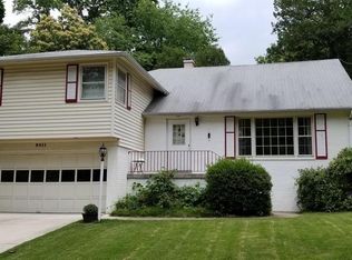 9411 Linden Ave, Bethesda, MD 20814
