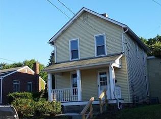 315 Division Ave, Ellwood City, PA 16117