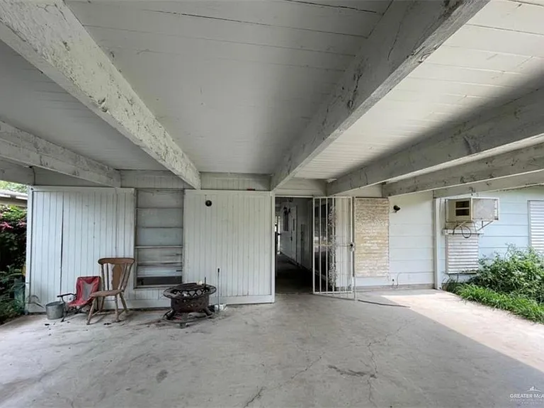 1822 E Madison Ave — Photo 14