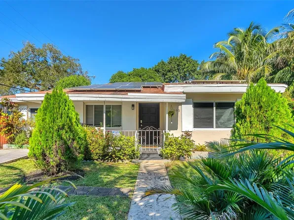 2595 NW 164th St, Miami Gardens, FL 33054