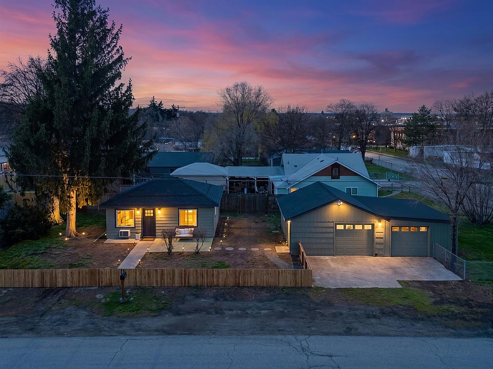 1st image of 210 S Dearborn Rd