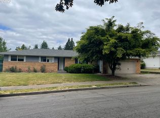 20717 SE Burnside Ct, Gresham, OR 97030