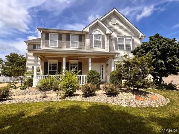 114 Cloverleaf Meadows Ct, O'Fallon, MO 63366