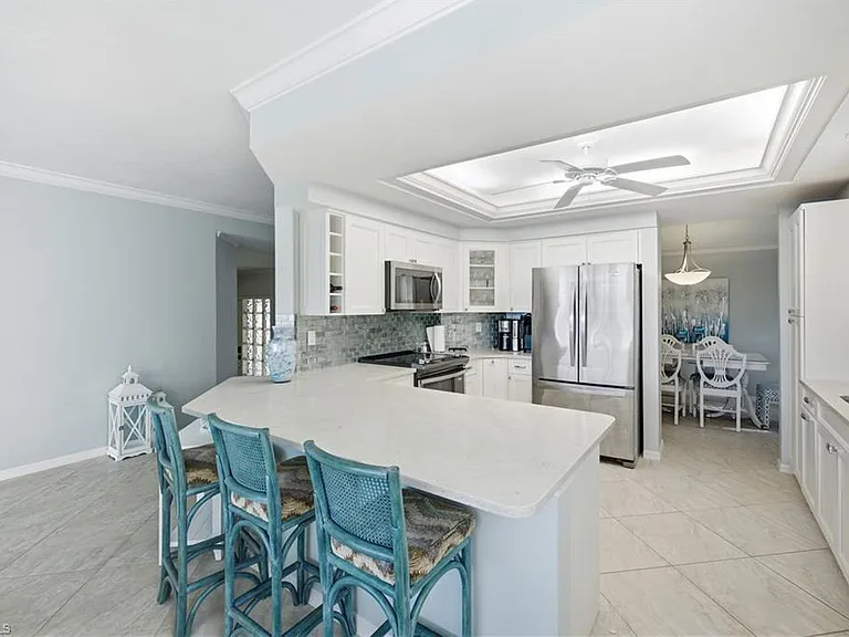 26901 Wedgewood Dr #101 — Photo 8