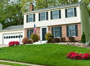 7722 Middle Valley Dr, Springfield, VA 22153