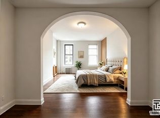 987 3rd Ave #3A, New York, NY 10022