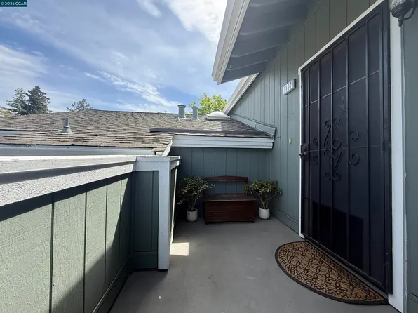 1144 Maywood Ln, Martinez, CA 94553