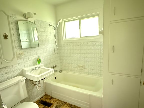 5th image of 4830 N Kitley Ave