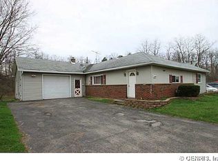 16899 Ridge Rd, Holley, NY 14470