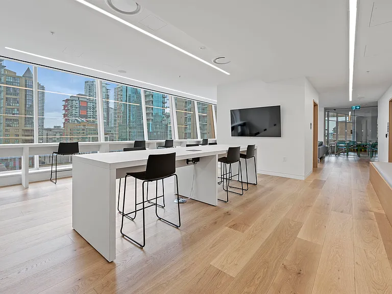 1289 Hornby St #4X10 — Photo 22