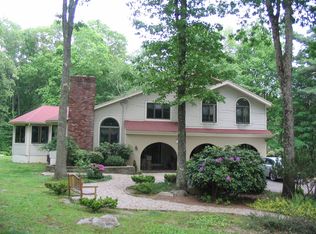 7 Chestnut St, Blackstone, MA 01504