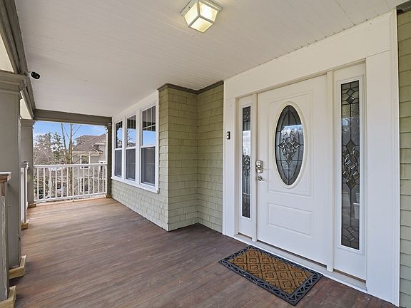 3rd image of 15 Chesterfield Rd