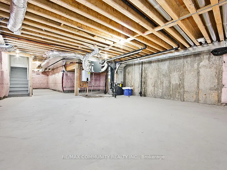 33 Liam Ln — Photo 21