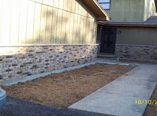 1112 E Arnold St, Sandwich, IL 60548