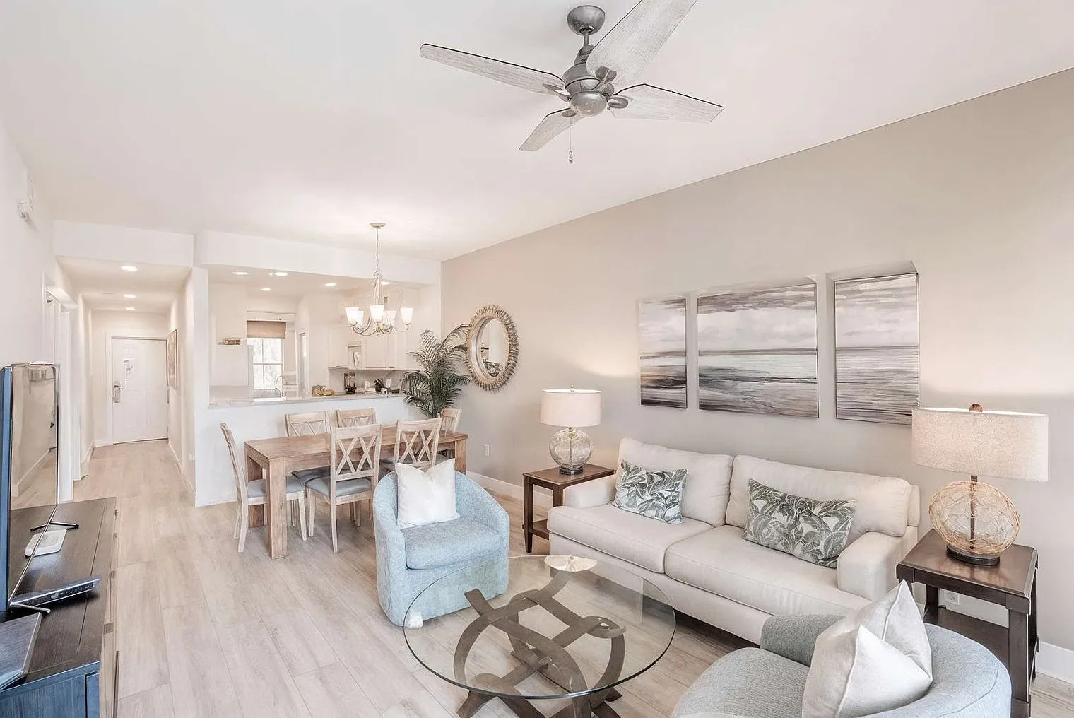 2 bed, 2.0 bath, 1248 sqft, $6,762 — Photo 3