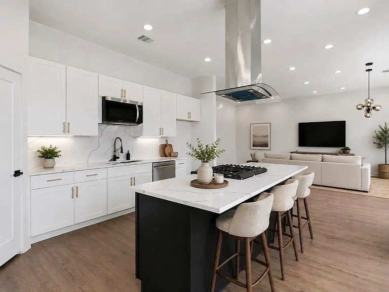 5512 Hardy St — Photo 1