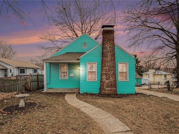 107 N Crescent Ave, Independence, MO 64053
