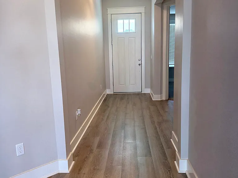 1409 N Discovery Loop — Photo 5