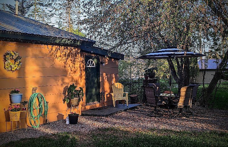 Looking at cabin, front, Fall