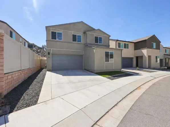 253 Paddock Ln, Fallbrook, CA 92028