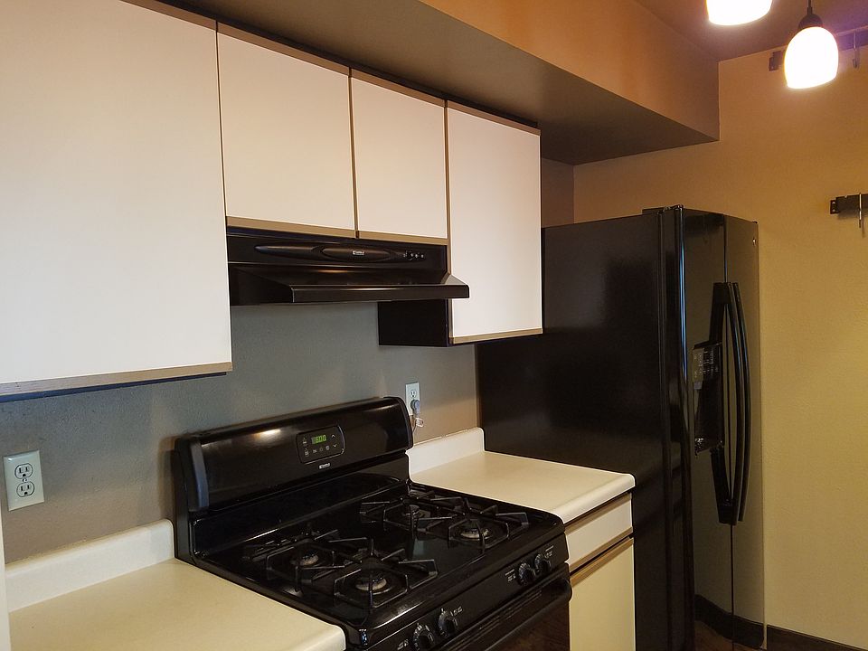 1st image of 40 Cypress Ct