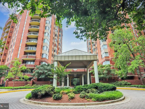 5800 Nicholson Ln #1-604, Rockville, MD 20852