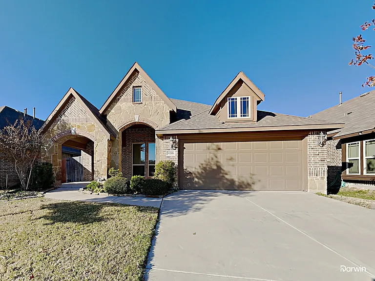 9208 Vineyard Ln — Photo 1