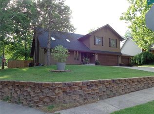 6800 N Michigan Ave, Gladstone, MO 64118