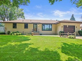 610 57th Ave NE, Fridley, MN 55432