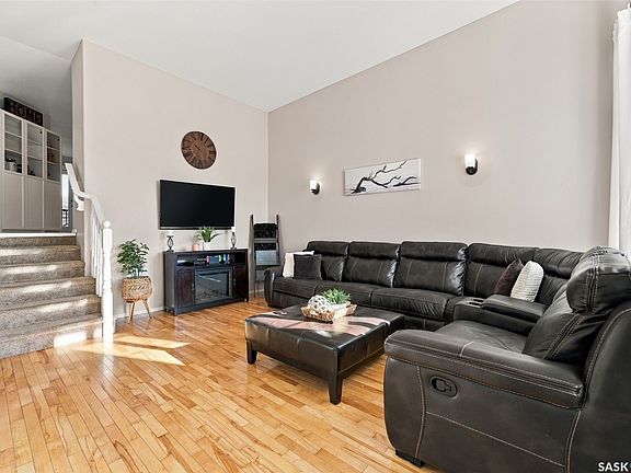 3rd image of 107 Sears Cove