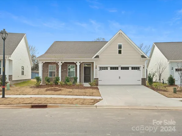 1045 Bull Dog Ln, Wingate, NC 28174