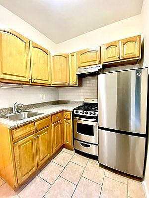 1st image of 528 E 79th St #4AV