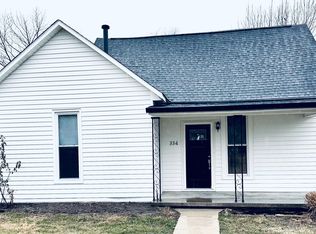 334 Elm St, Hope, IN 47246