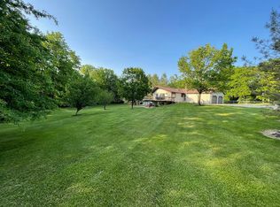 576 S Farmingdale Rd, New Berlin, IL 62670