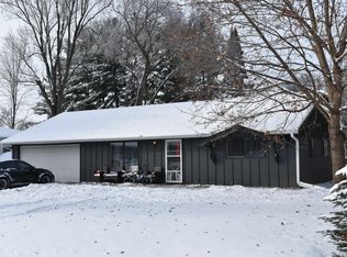 N8610 Arcade Glen Road, Ripon, WI 54971