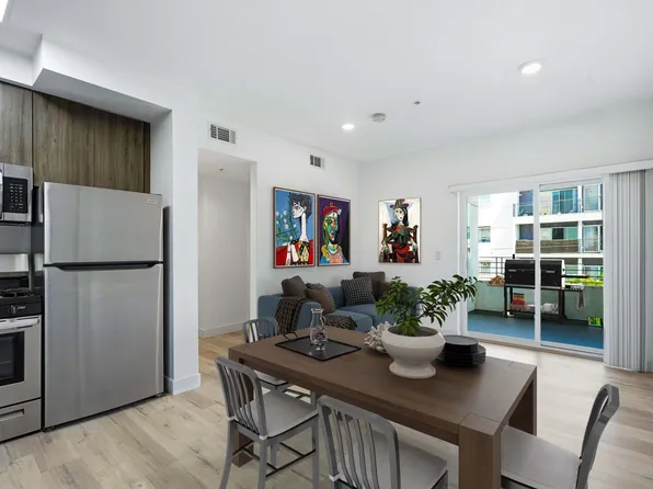 3057 West Pico Apartments