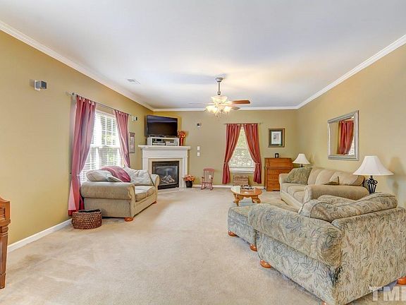 4th image of 85 Brookmont Dr