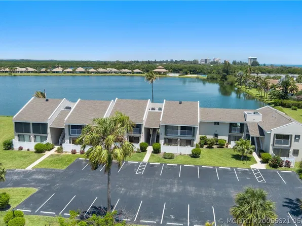 3206 S Lakeview Cir #1203, Hutchinson Island, FL 34949