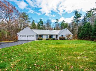 27 Pipers Gln, New London, NH 03257