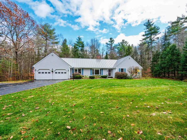 27 Pipers Glen, New London, NH 03257